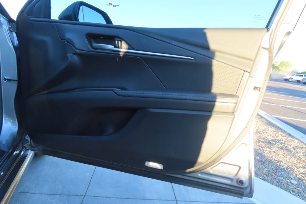 Thumbnail: 2025 Toyota Camry - 24