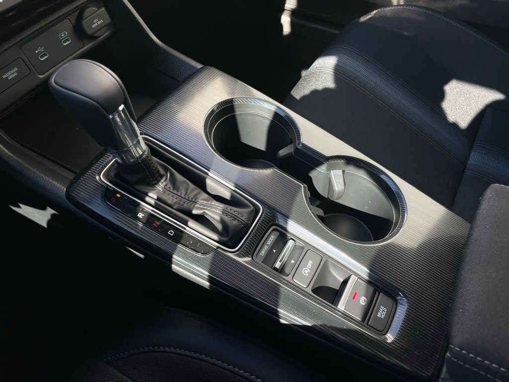 2025 Honda Civic Sport 18