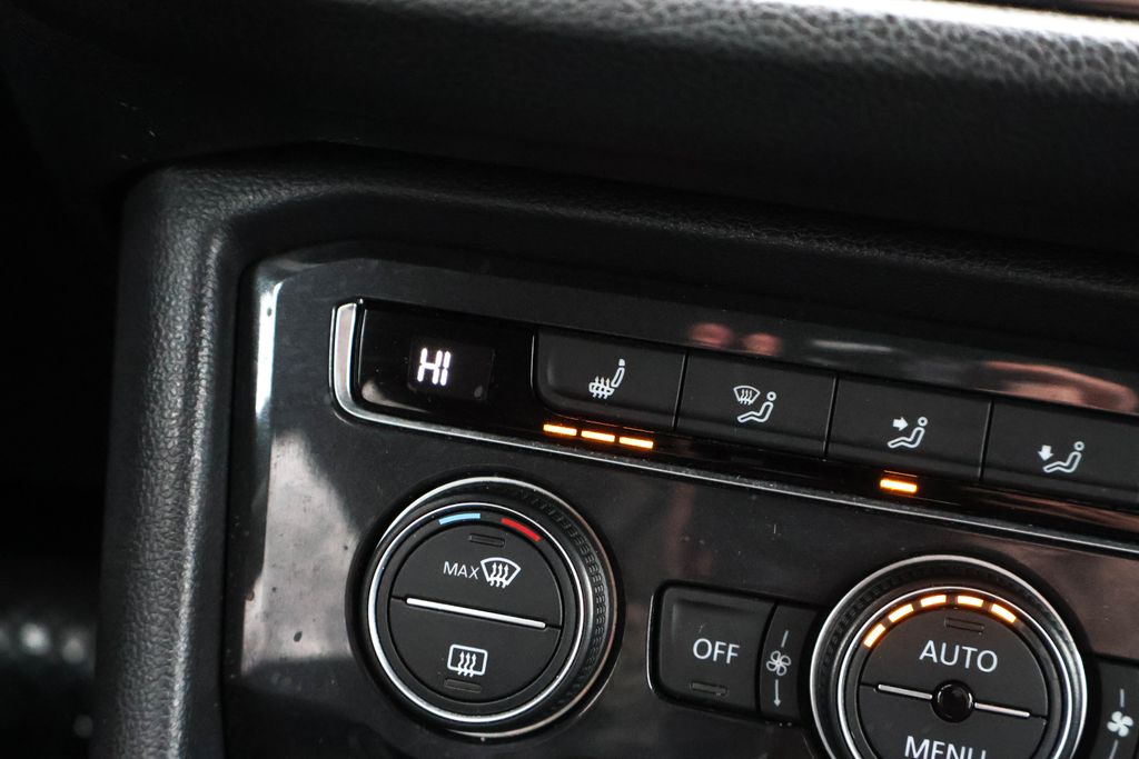 2021 Volkswagen Tiguan 2.0T 18