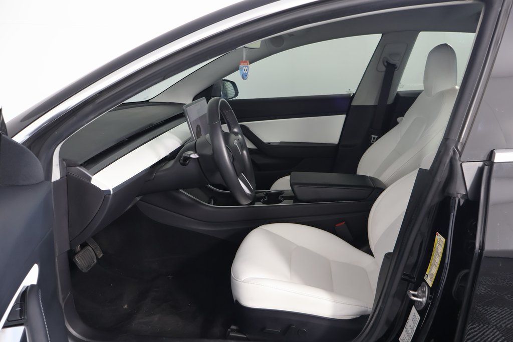 Thumbnail: 2019 Tesla Model 3 - 10
