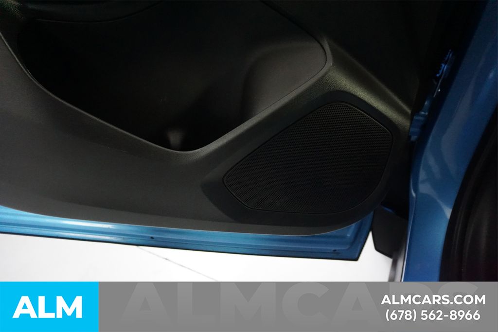 Used 2025 Blue Chevrolet LT image 49
