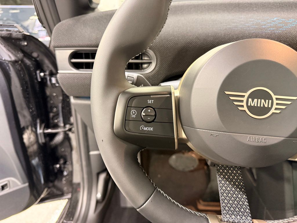 Thumbnail: 2026 MINI Cooper - 13