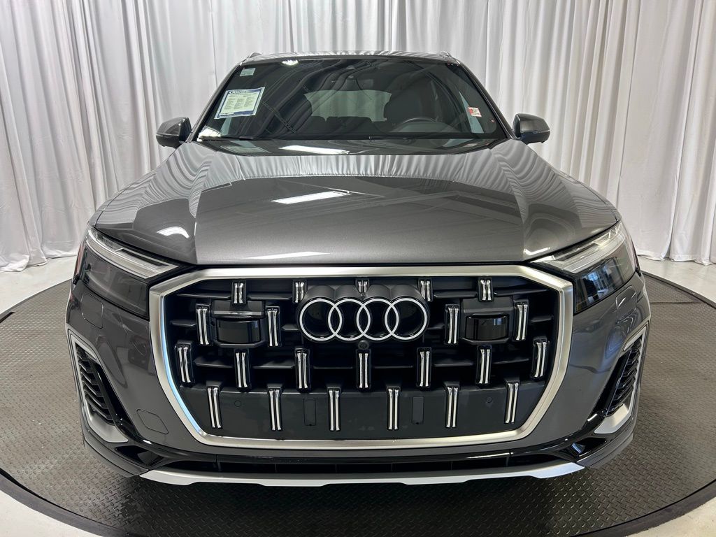 used 2025 Audi Q7 car, priced at $53,949
