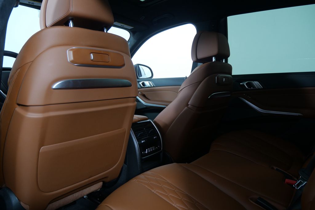2024 BMW X7 xDrive40i 19