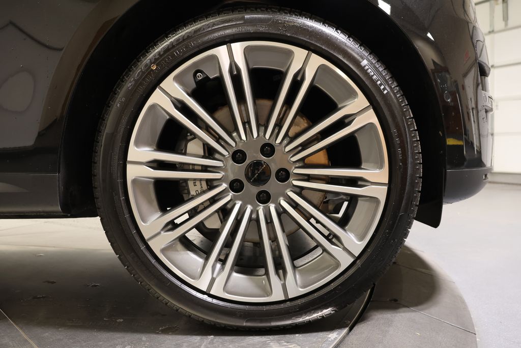 Thumbnail: 2026 Land Rover Range Rover Sport - 12