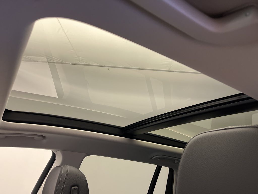 Thumbnail: 2026 Mercedes-Benz GLS - 24