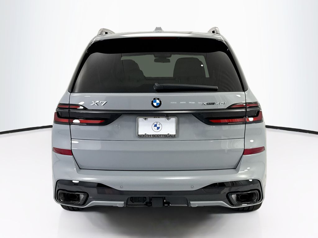 Thumbnail: 2027 BMW X7 - 6