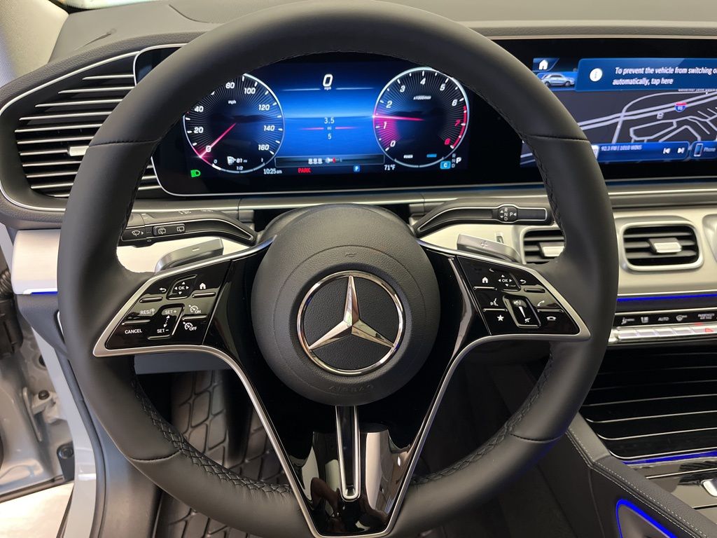 Thumbnail: 2026 Mercedes-Benz GLE - 13