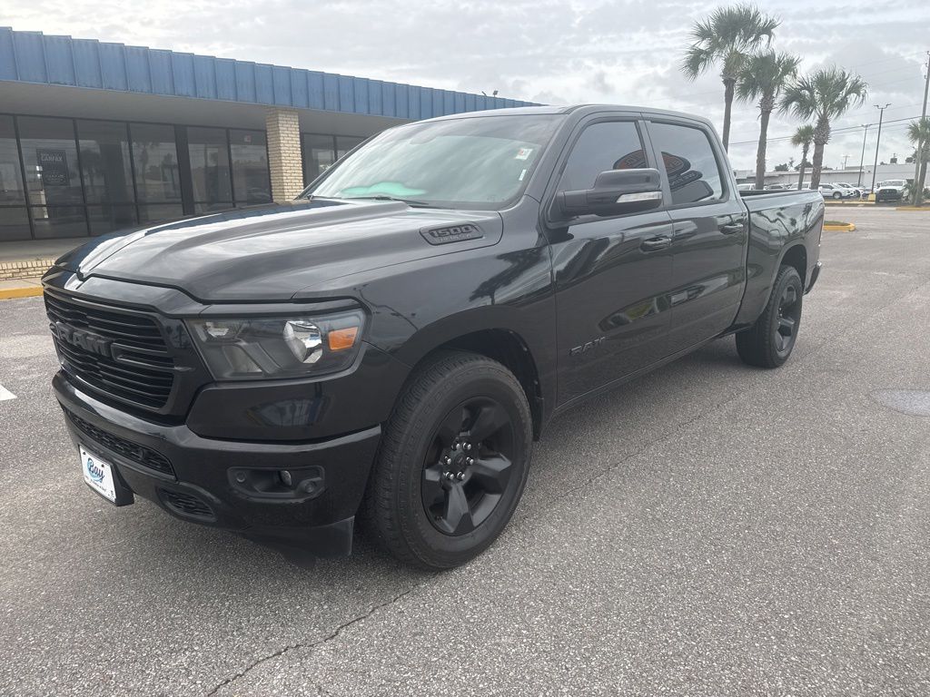 View vehicle photo 5