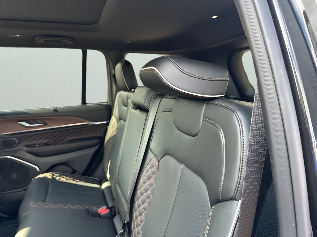 New Car 2025 Jeep Grand Cherokee  Summit For Sale Under $70,000 In Austin, Texas