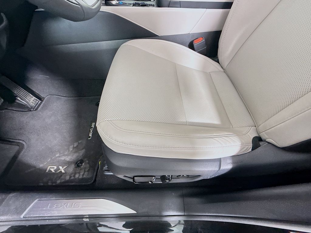 Thumbnail: 2025 Lexus RX - 19