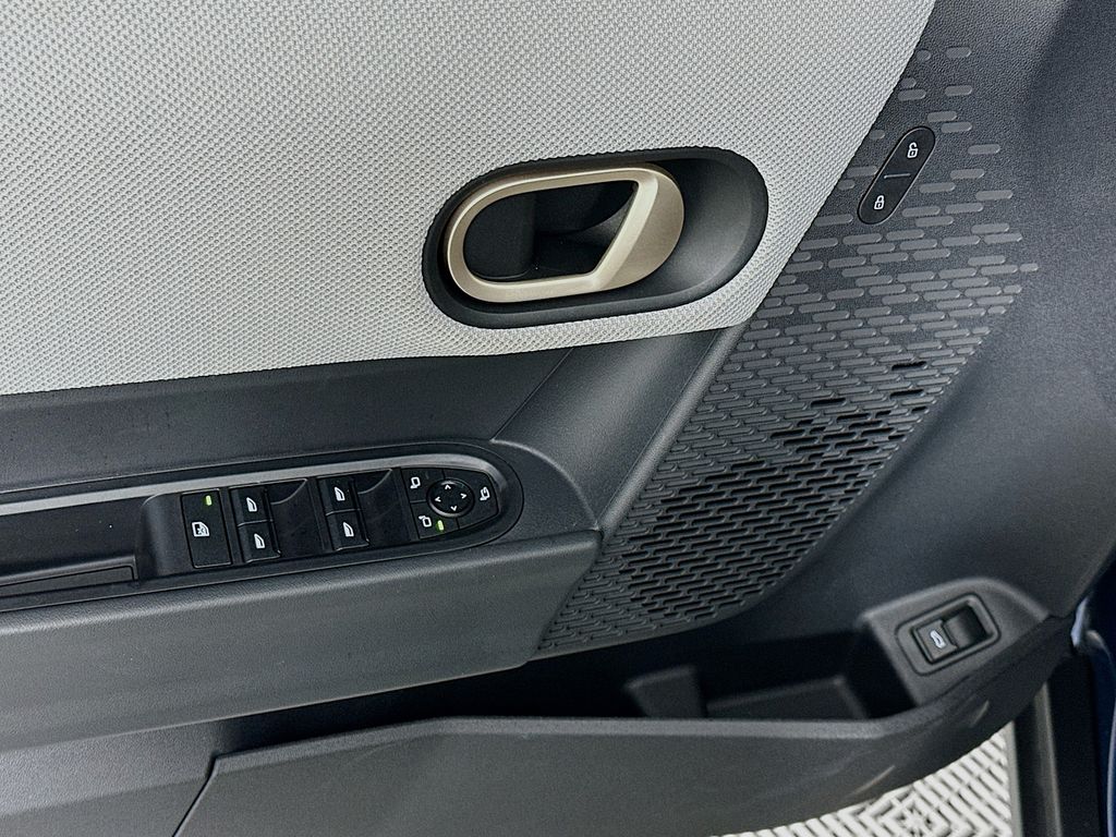 Thumbnail: 2025 MINI Cooper - 17