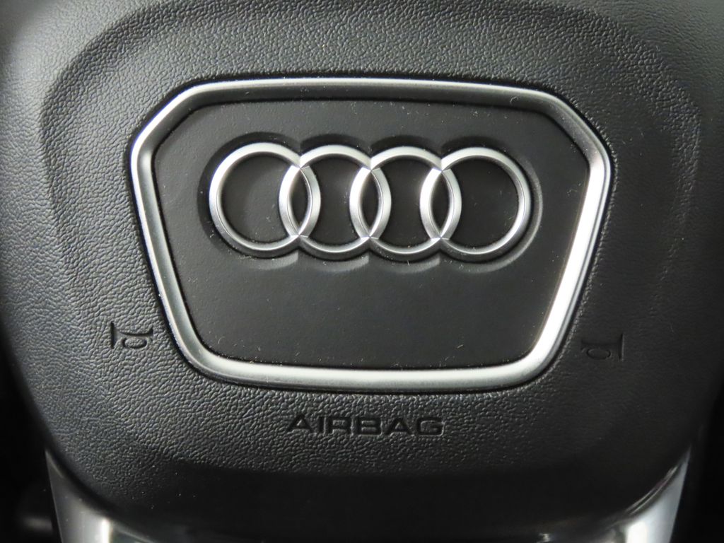 Thumbnail: 2025 Audi Q3 - 18