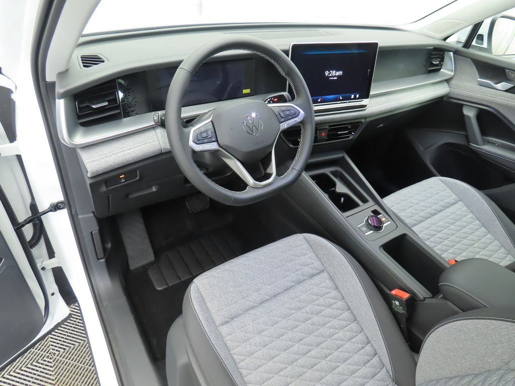 Thumbnail: 2026 Volkswagen Tiguan - 9