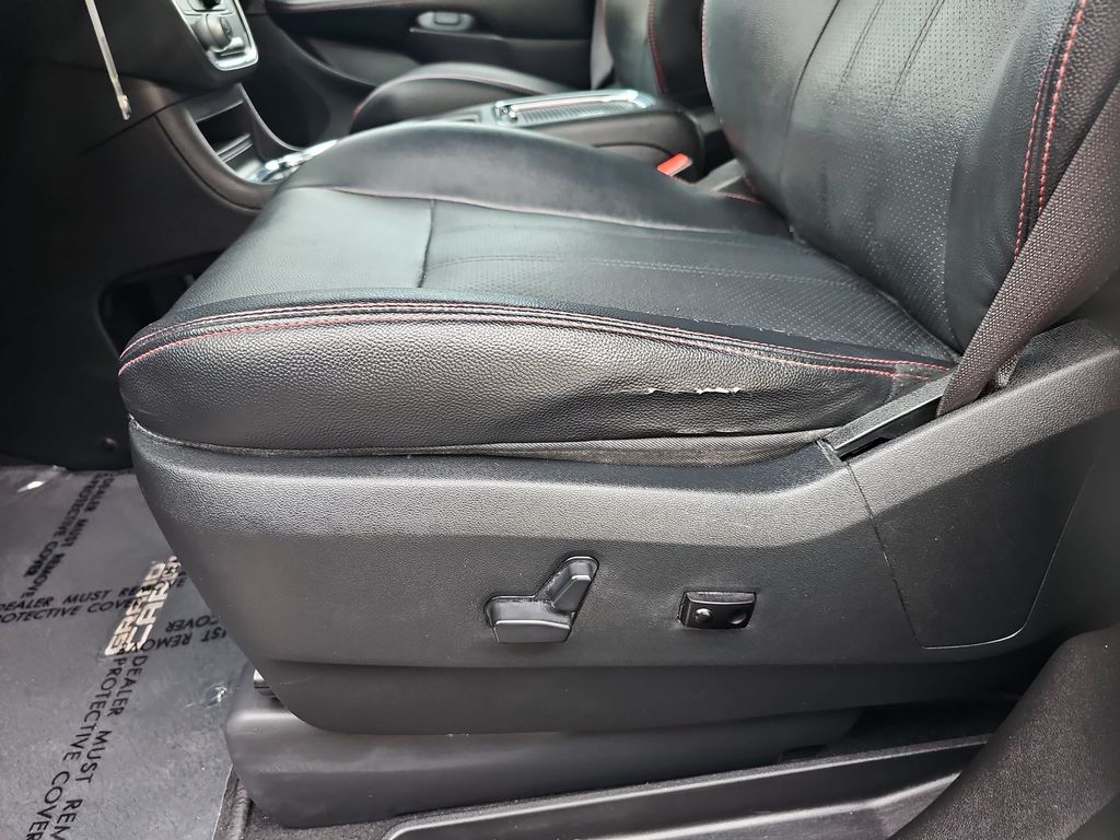 Used 2017 Dodge Grand Caravan Van