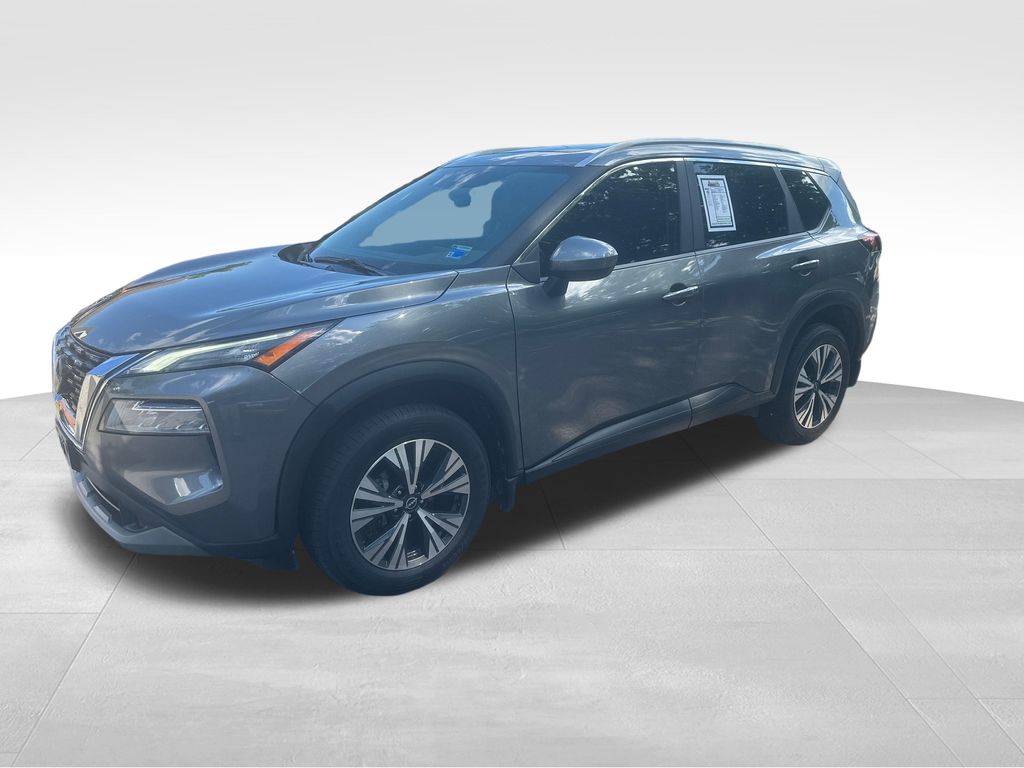 Used 2023 Gray Nissan SV image 2