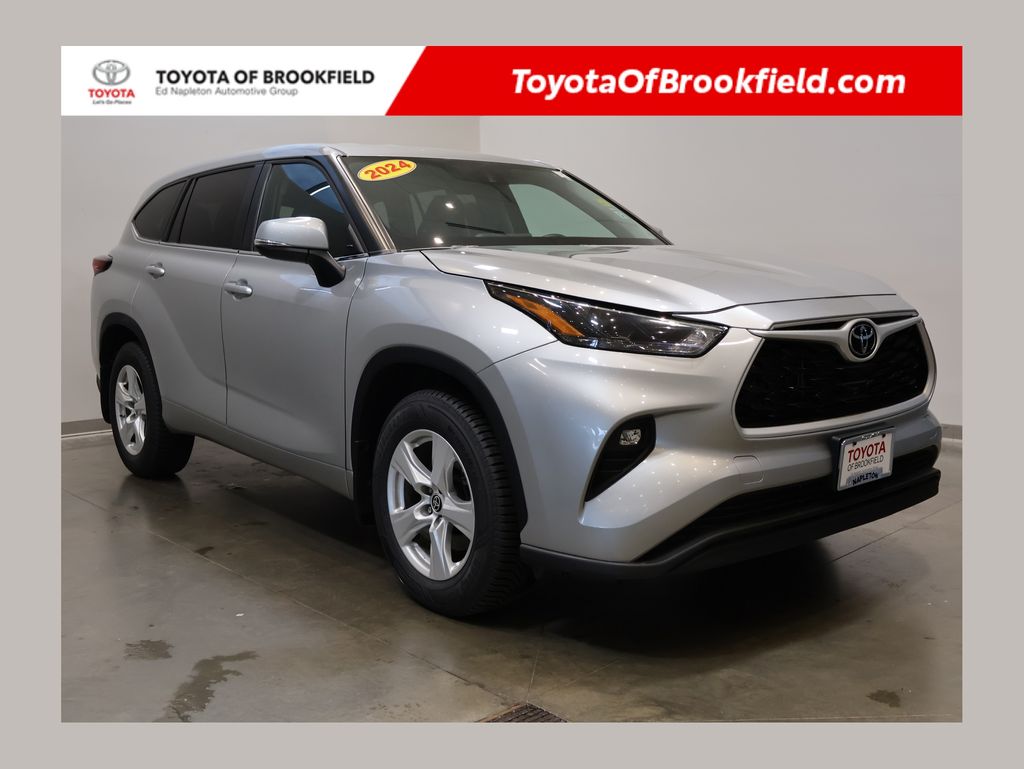 Celestial Silver Metallic 2024 Toyota Highlander LE AWD SUV / Crossover All-Wheel Drive 8-Speed Automatic