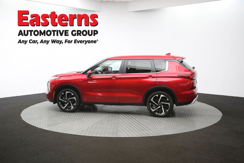 Used 2024 Red Mitsubishi SE image 60