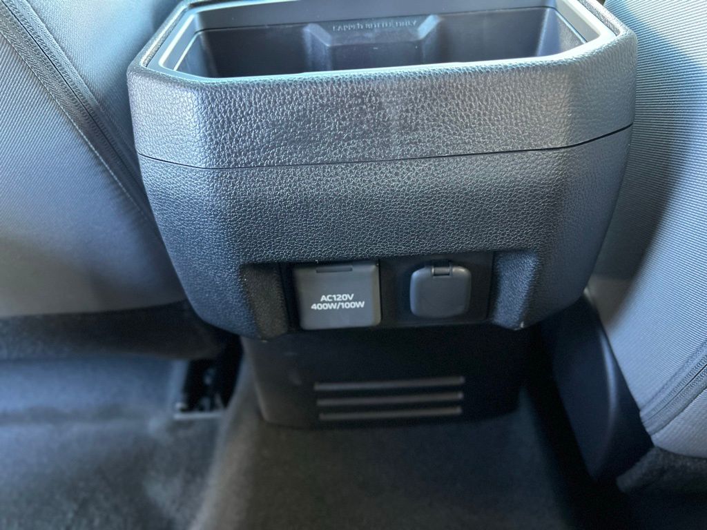 2025 Toyota Tacoma TRD Sport Double Cab photo 10