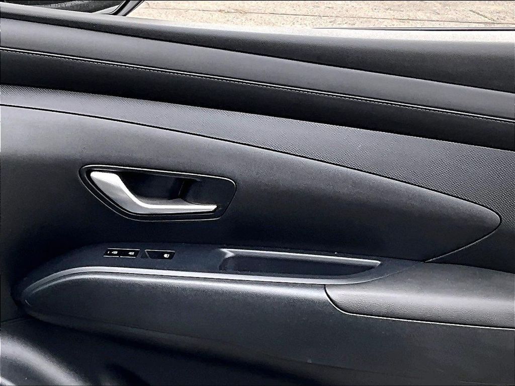 2025 Hyundai Tucson — photo 12