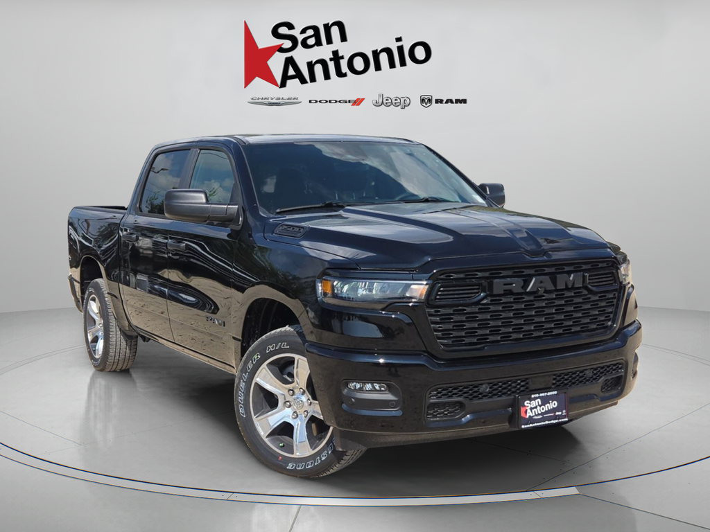 Diamond Black Crystal Pearlcoat 2026 RAM 1500 Express Crew Cab 4WD Pickup Truck Four-Wheel Drive 8-Speed Automatic