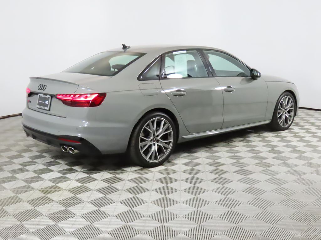 Thumbnail: 2022 Audi S4 - 5