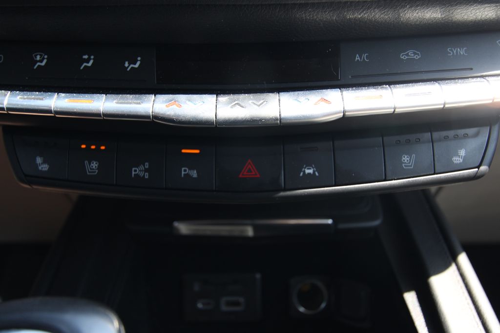 Used 2019 Cadillac XT4 SUV