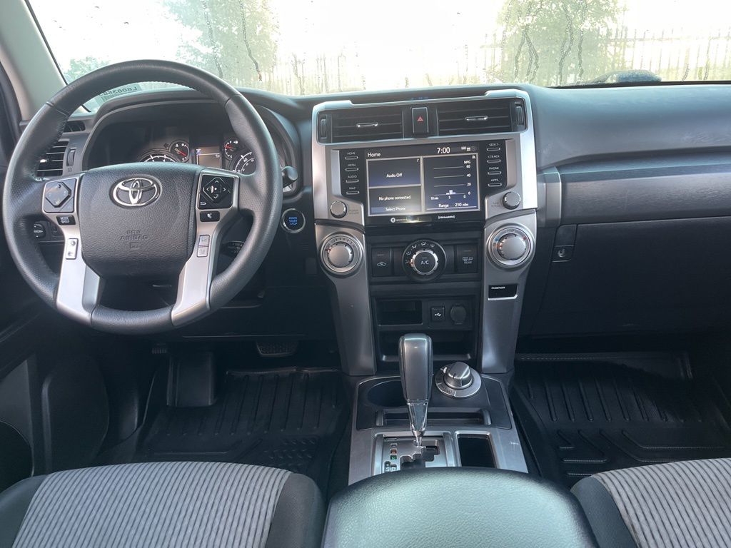 Thumbnail: 2022 Toyota 4Runner - 16