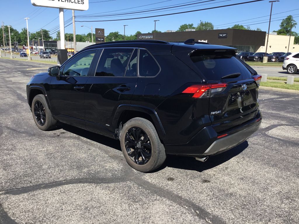 Thumbnail: 2024 Toyota RAV4 - 3