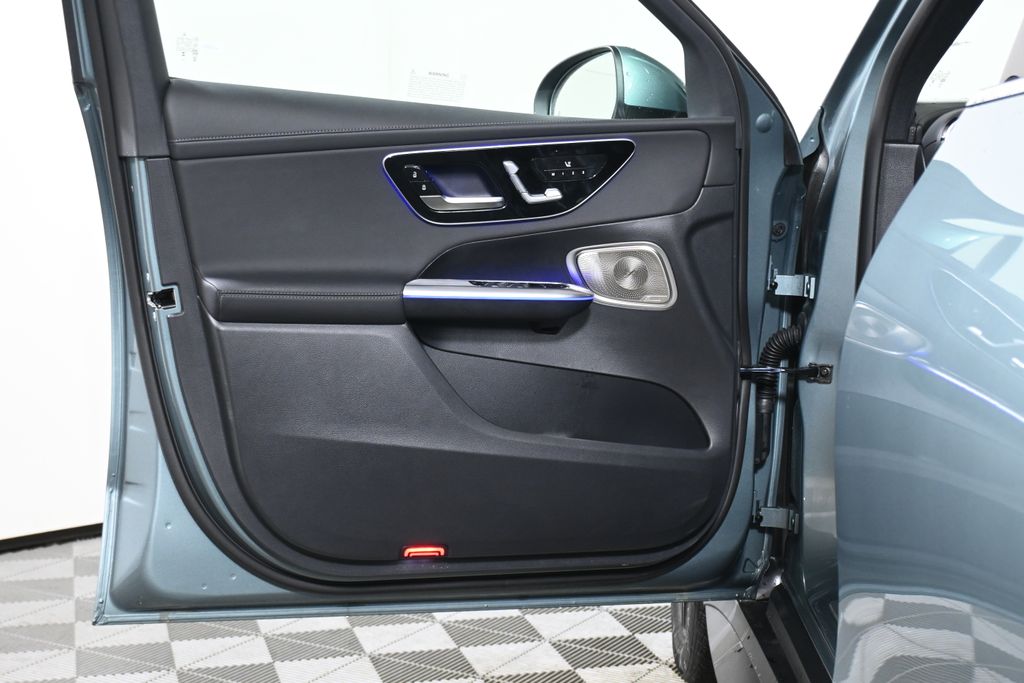 Thumbnail: 2026 Mercedes-Benz GLC - 29