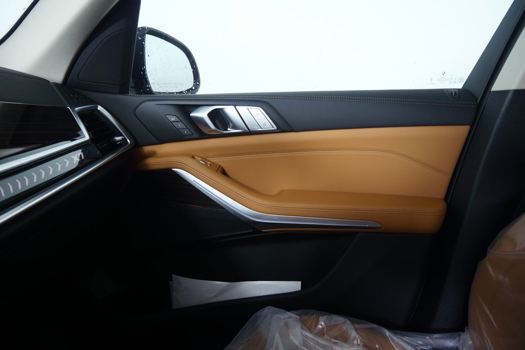 2026 BMW X7 xDrive40i 24