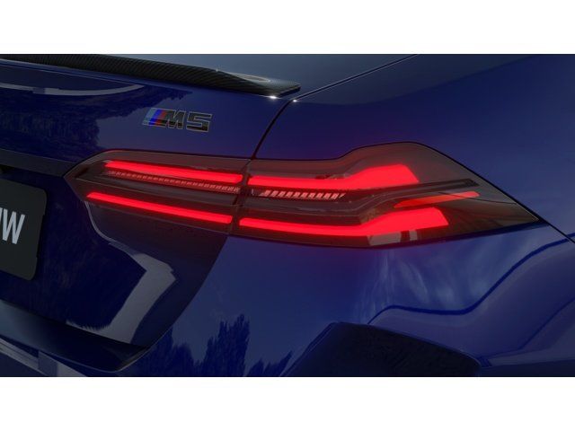 Thumbnail: 2026 BMW M5 - 8