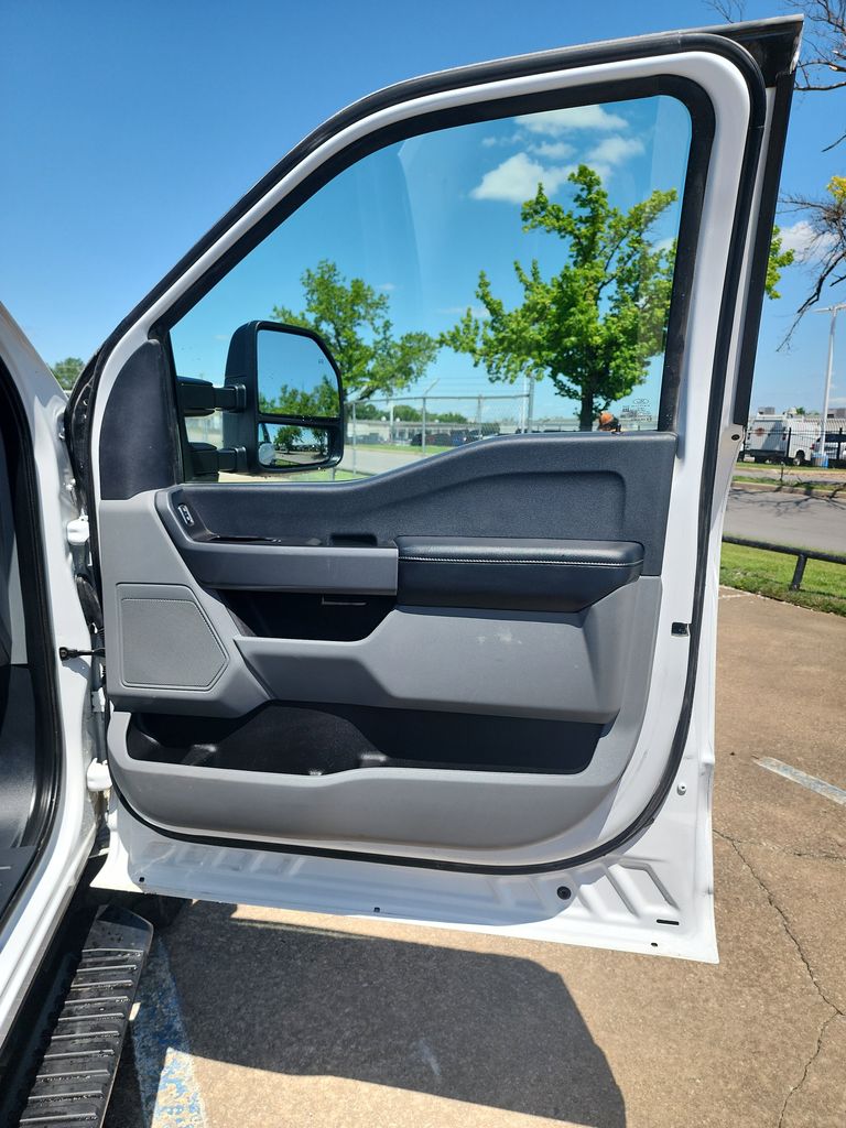 2024 Ford F-250SD XLT photo