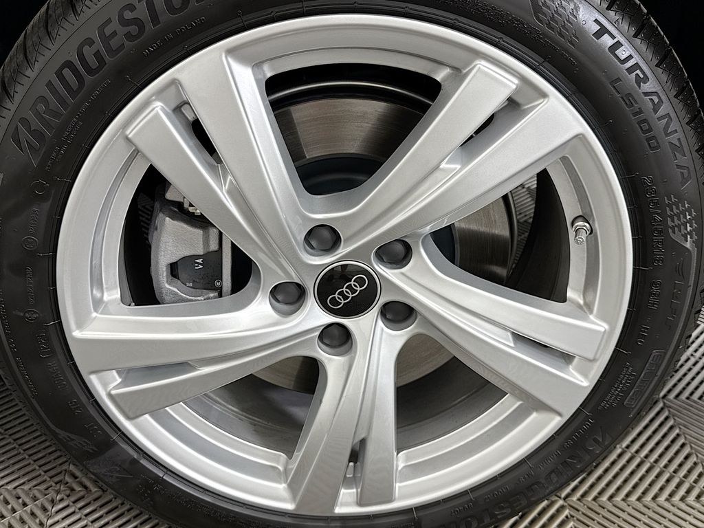 Thumbnail: 2025 Audi A5 - 29