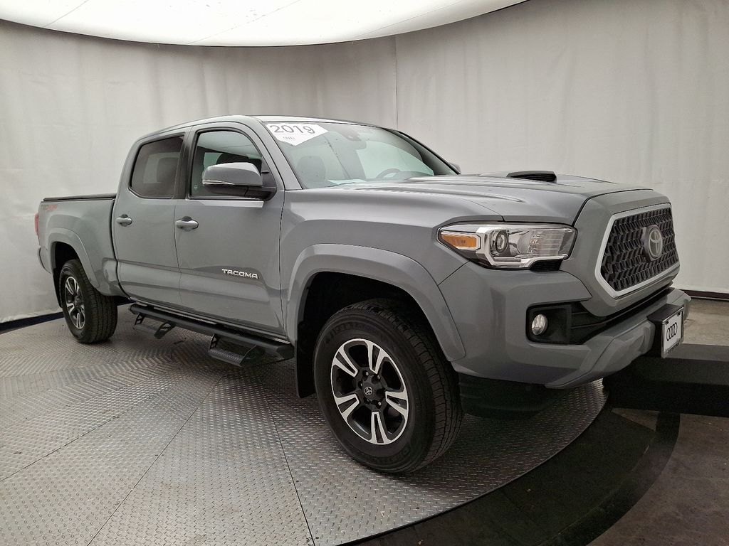 2019 Toyota Tacoma TRD Sport 3