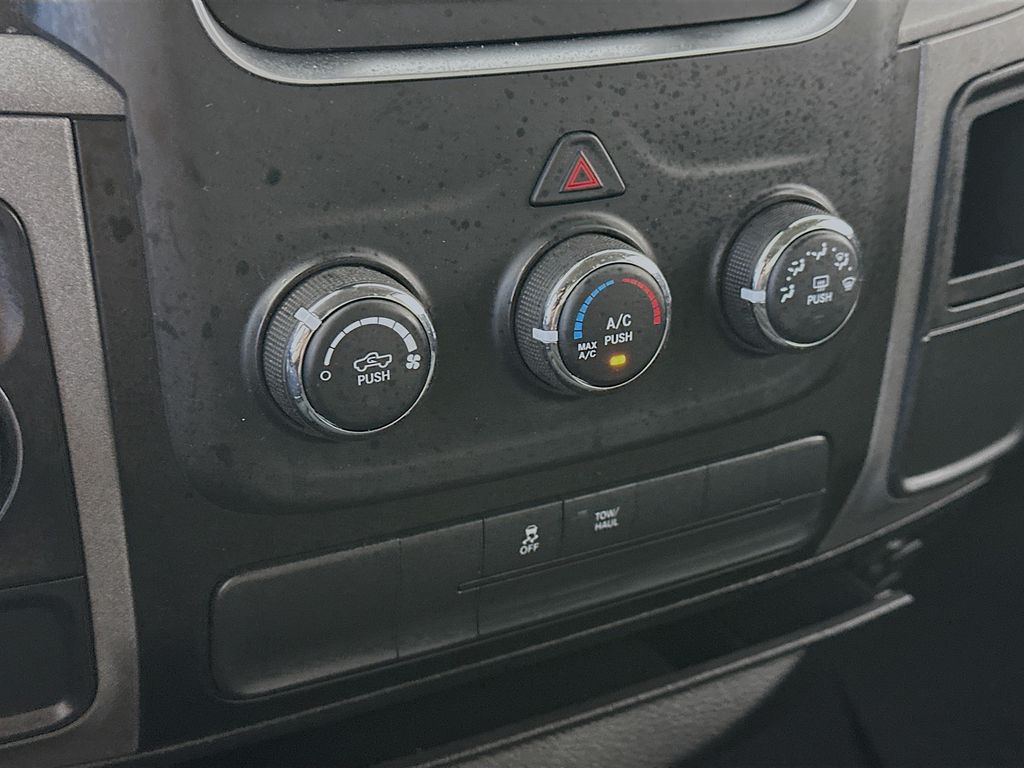 Ram1500 Classic18