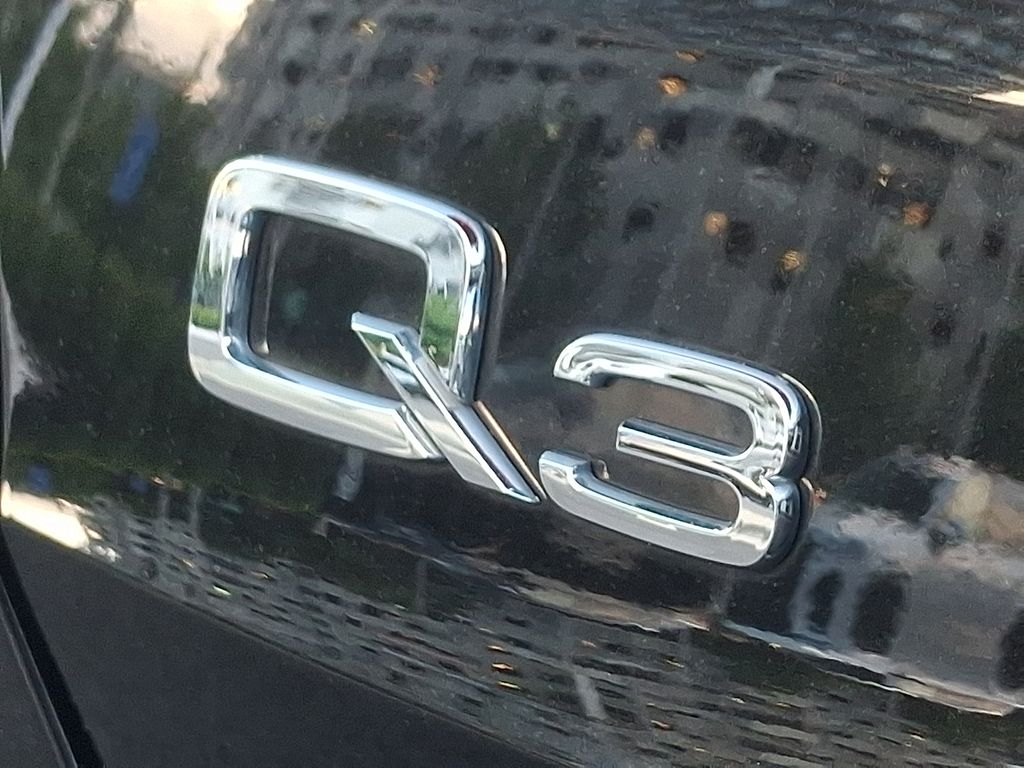 Thumbnail: 2023 Audi Q3 - 28