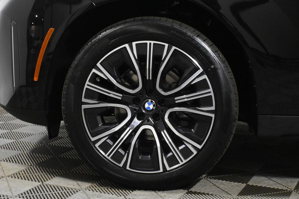 Thumbnail: 2026 BMW X3 - 12