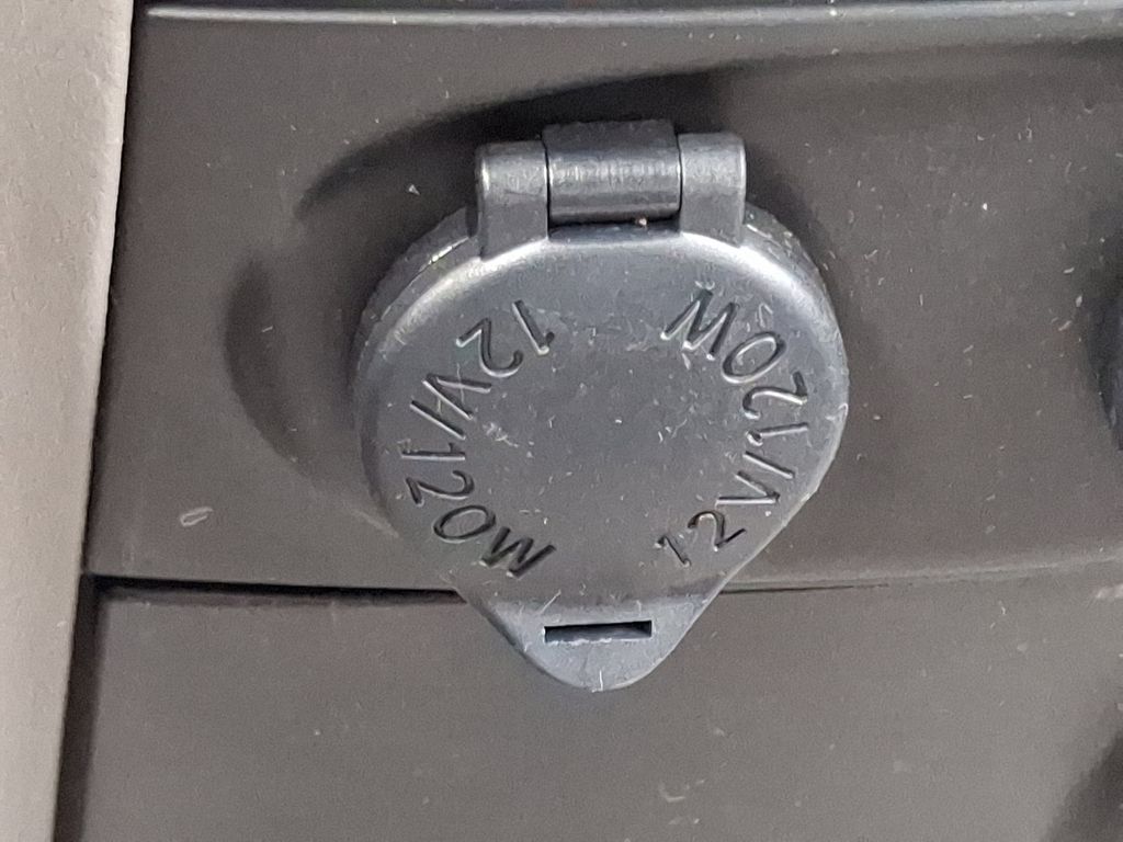 2004 Toyota Sienna CE 20