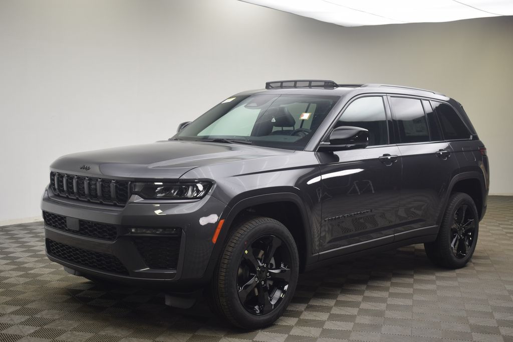 new 2026 Jeep Grand Cherokee car, priced at $41,920