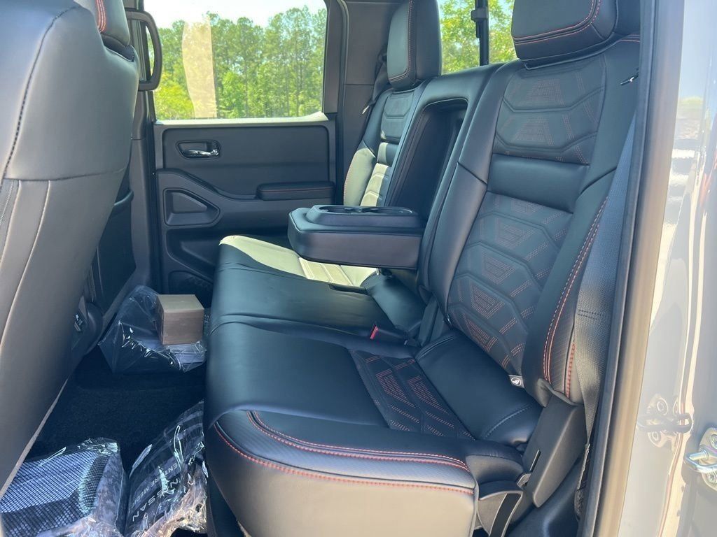 2025 Boulder Gray Pearl Nissan Frontier PRO-4X 4X4 Truck