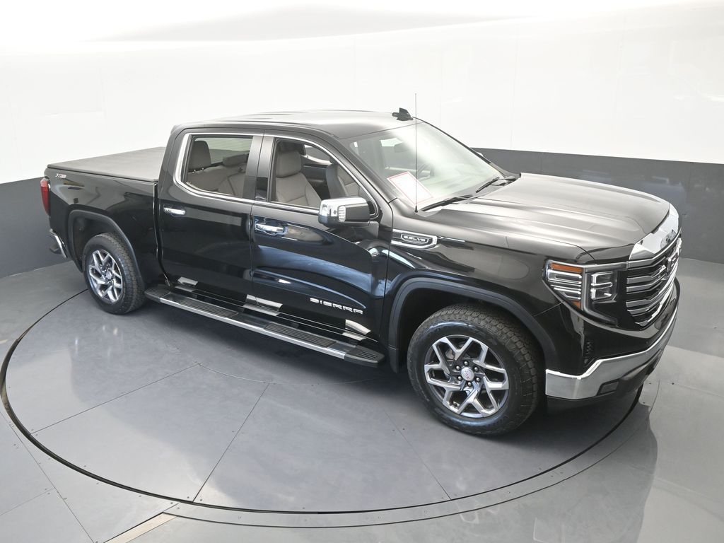 Used 2022 Onyx Black GMC SLT image 57