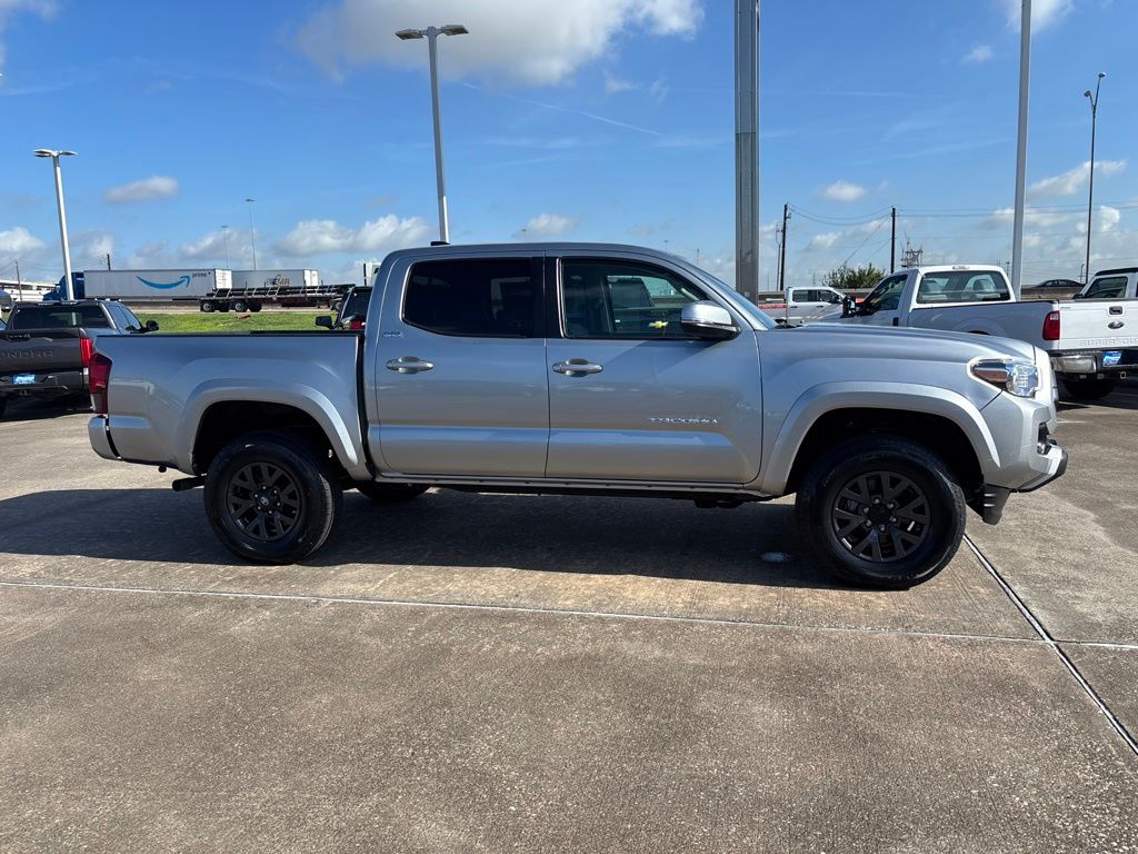 2023 Toyota Tacoma SR5 - 8
