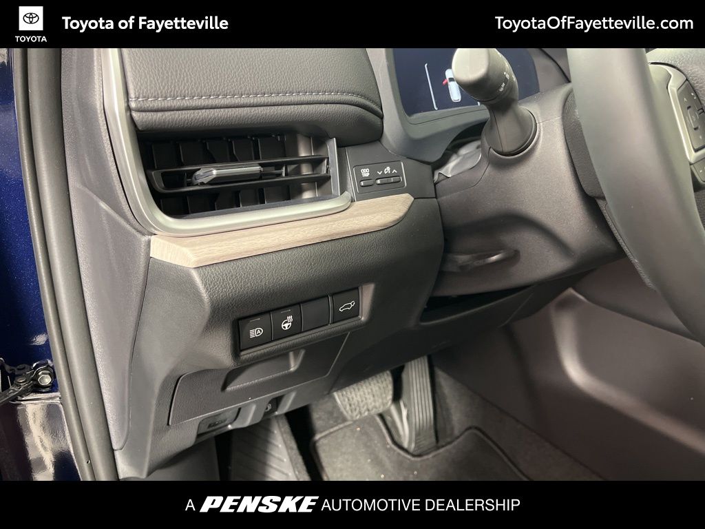 Thumbnail: 2026 Toyota Grand Highlander - 30