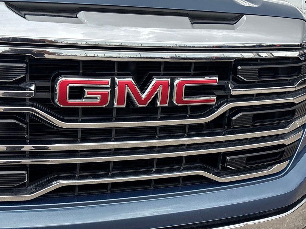 2024 GMC Sierra 1500 SLT - 3