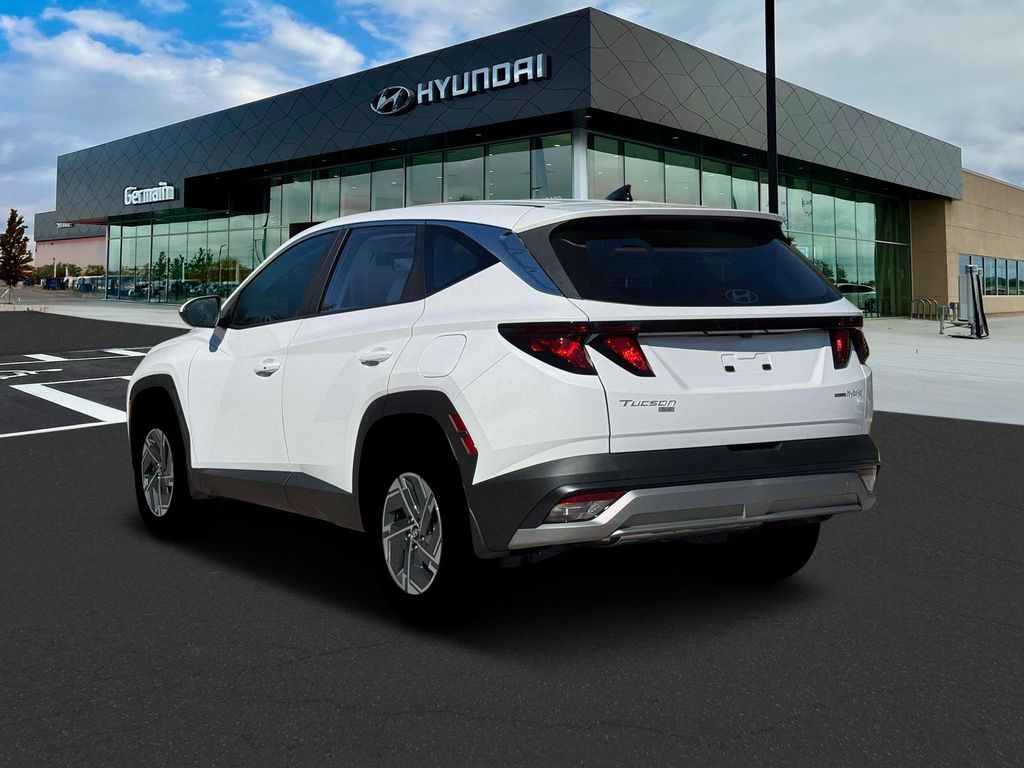 New 2026 Creamy White Pearl Hyundai Blue SE image 5