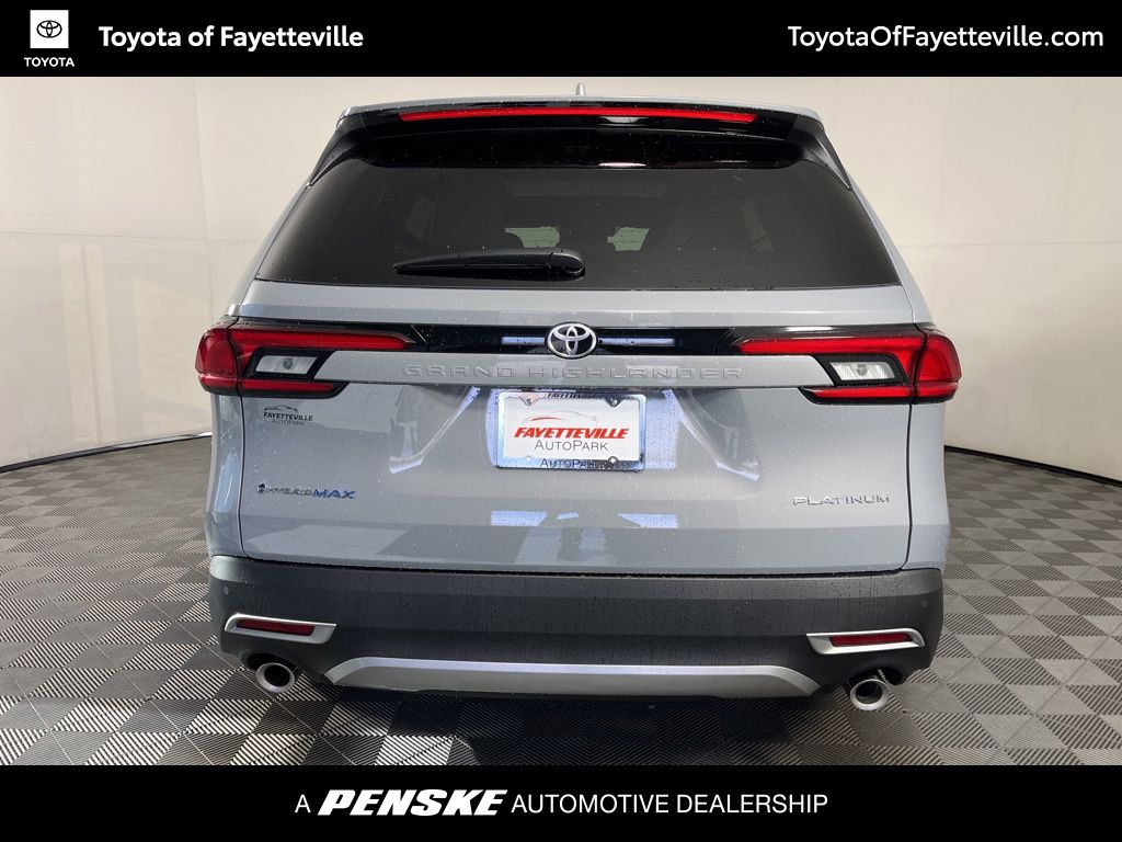 Thumbnail: 2026 Toyota Grand Highlander - 4