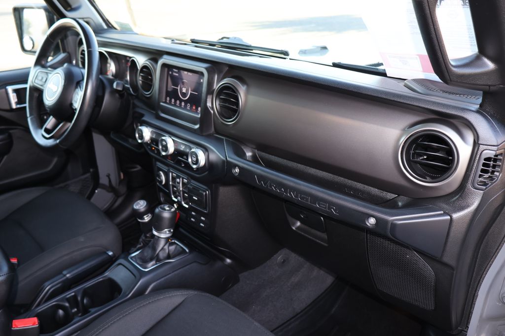 2019 Jeep Wrangler Unlimited Sport S 23