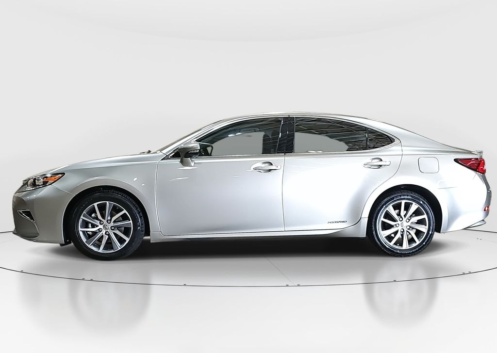 Used 2018 Lexus ES Sedan
