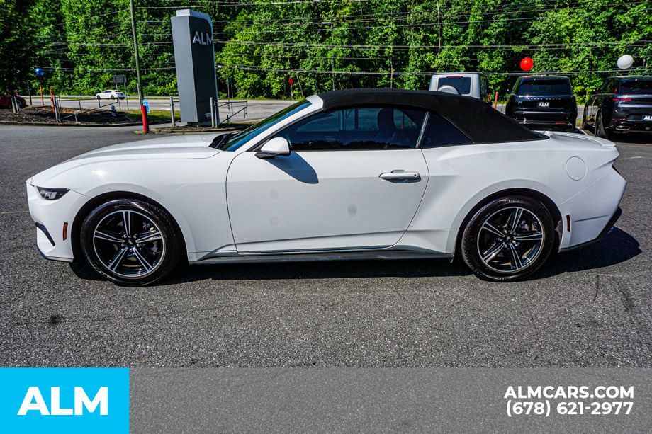 Used 2025 White Ford EcoBoost Premium image 7